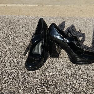 Madden Girl Shiny Black Heels